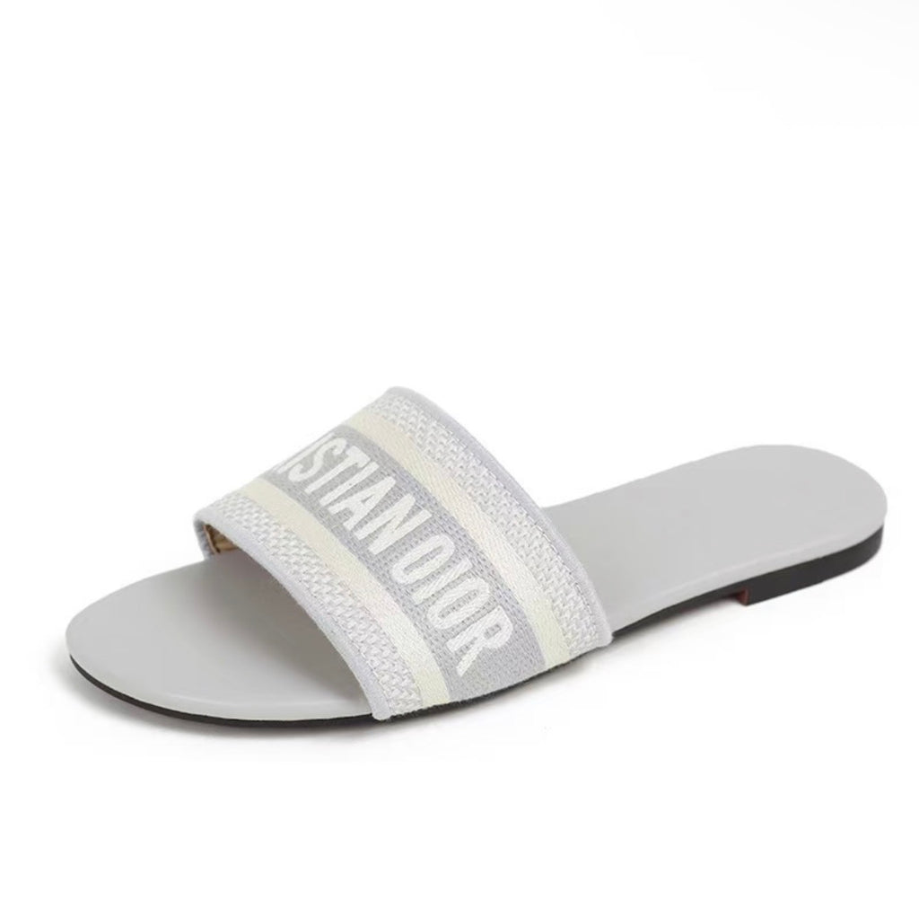 Dior sliders