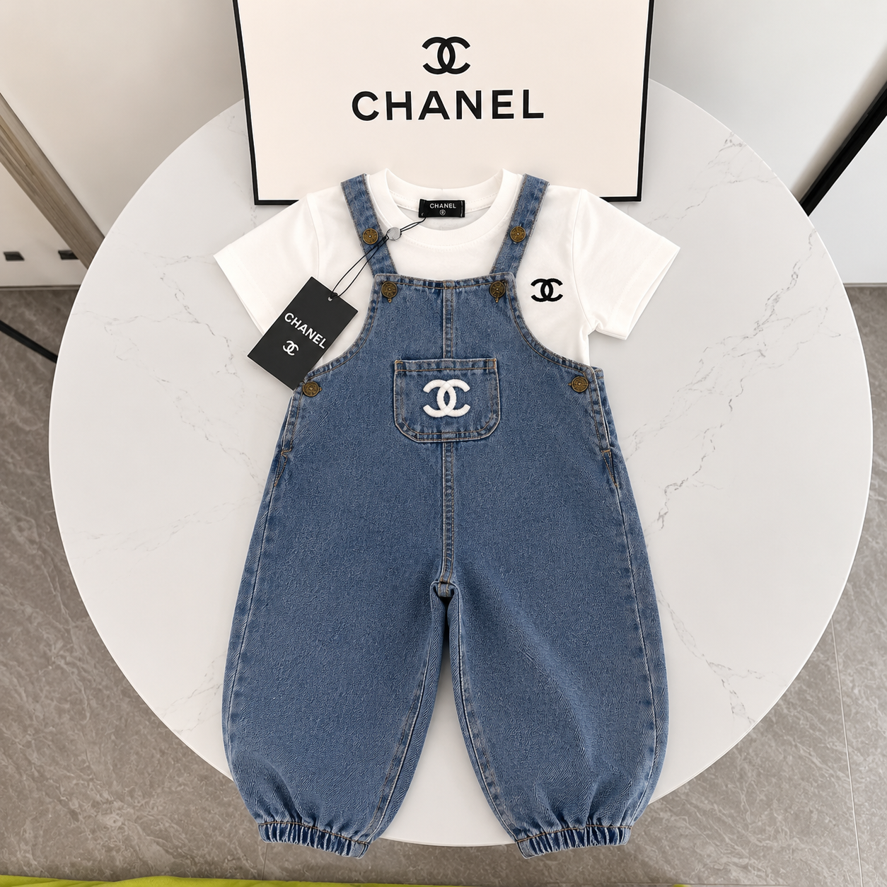 Chanel girls